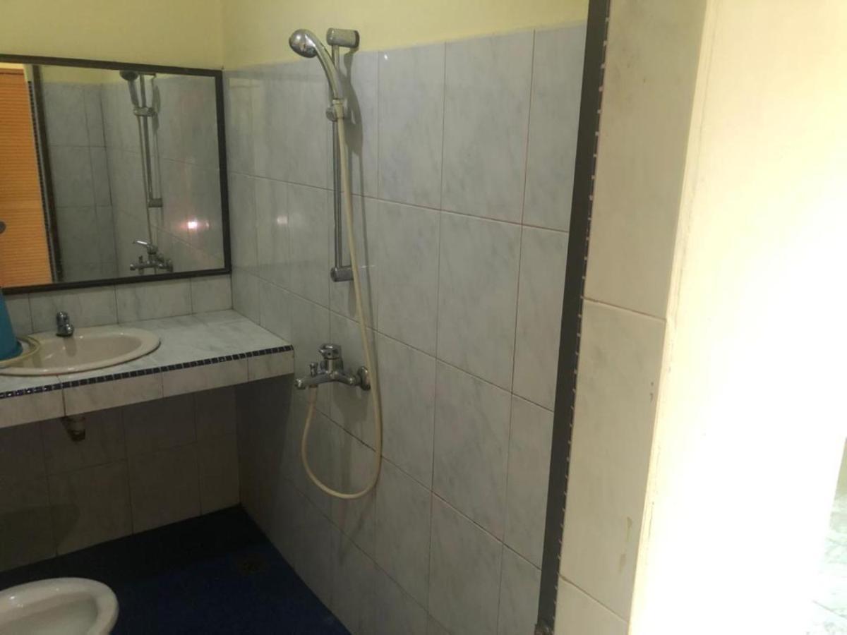 Hotel Pelita Terang Nagoya Dış mekan fotoğraf