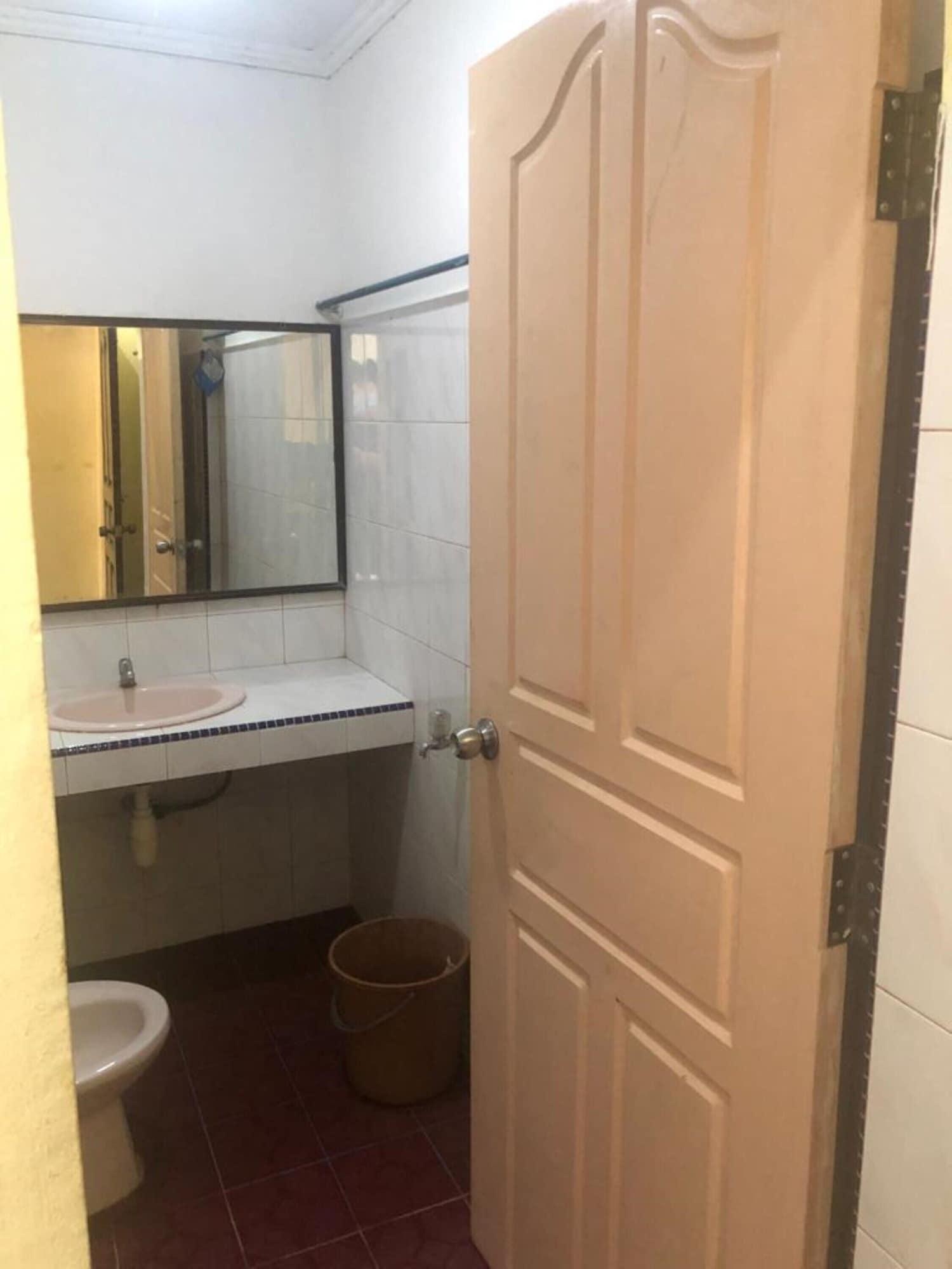 Hotel Pelita Terang Nagoya Dış mekan fotoğraf