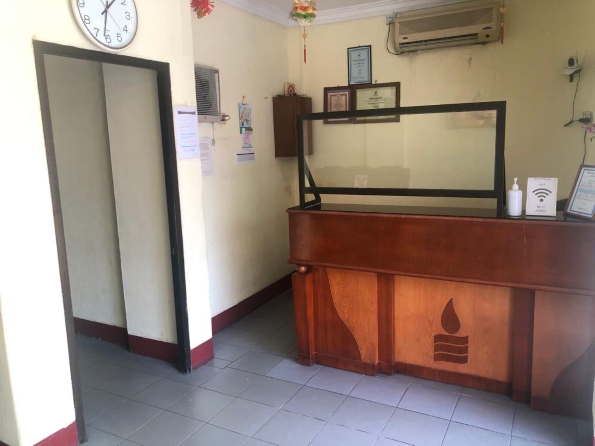 Hotel Pelita Terang Nagoya Dış mekan fotoğraf